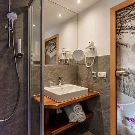Roesslhof Hotel 4*