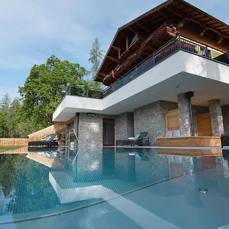 Rösslhof Szálloda 4*