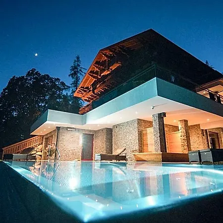 Ξενοδοχείο Roesslhof 4*