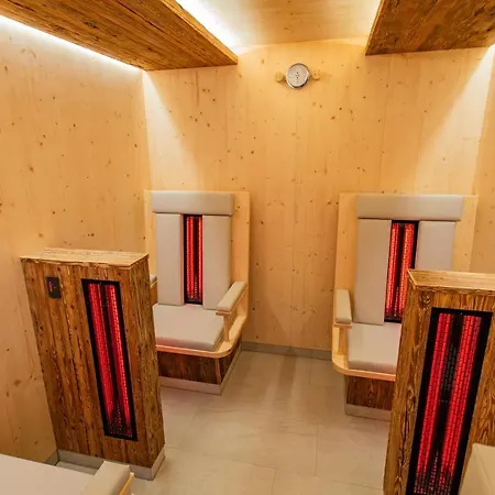 Ξενοδοχείο Roesslhof 4*